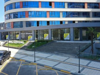 MAX SEOS'TAN İMGA PORTALL ÇARŞI İÇİNDE ASINIFI DÜKKAN MAĞAZALAR